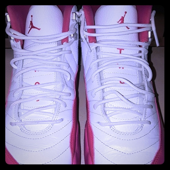 Nike Shoes - Nike AIR JORDAN Retro 12